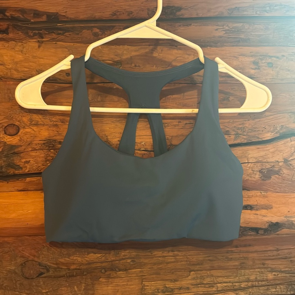 Arcteryx Essent Bra - Size 6 - NWT